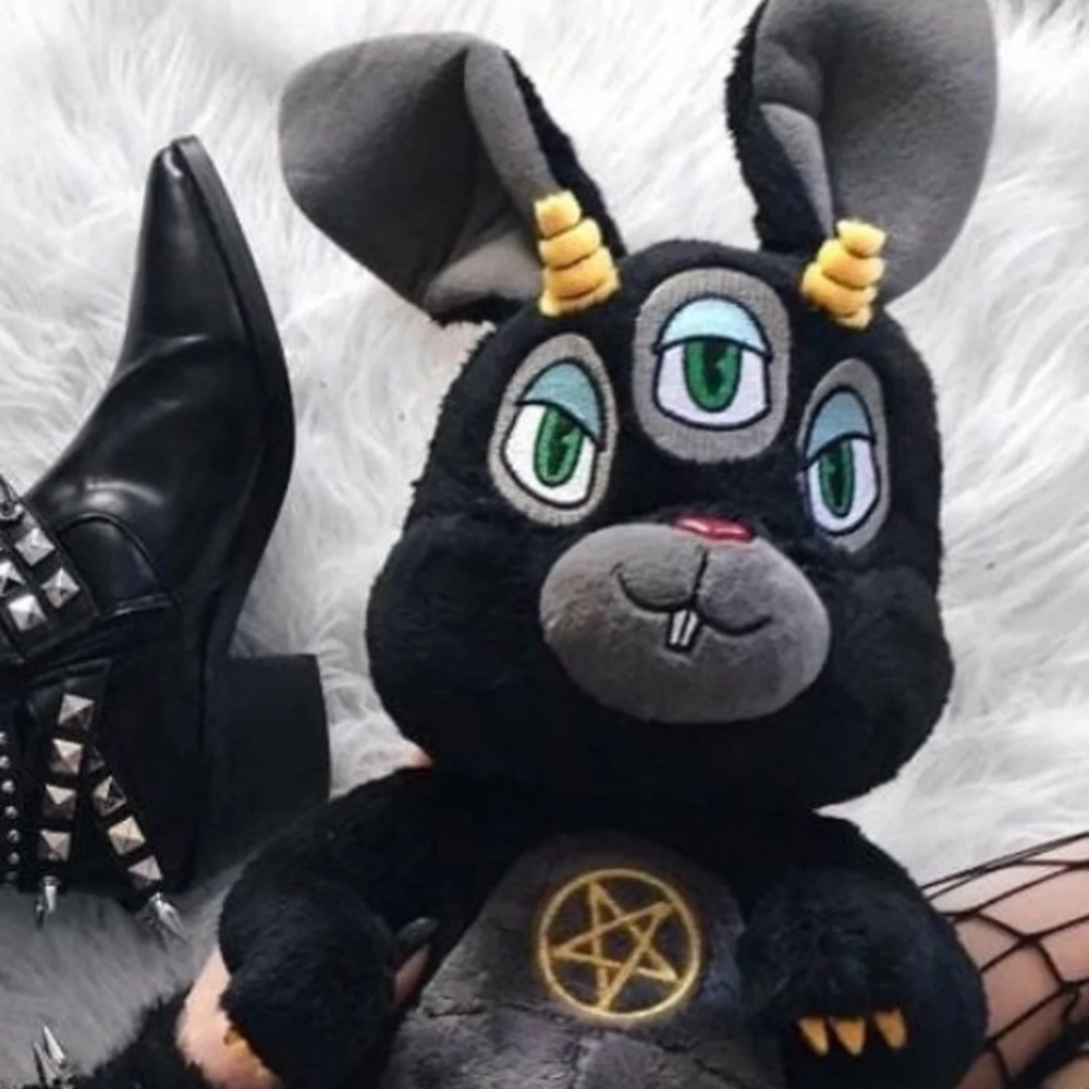 Killstar Twitchy Kreepture 🖤